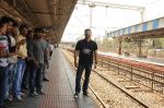 Vivek Oberoi snapped travelling by local train to Kelve Road on 20th March 2017